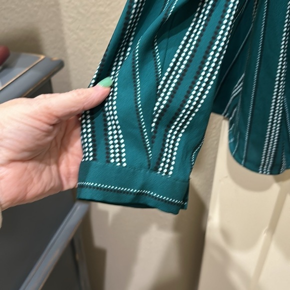 Worthington cold shoulder faux wrap green, white and black blouse. - Picture 3 of 5